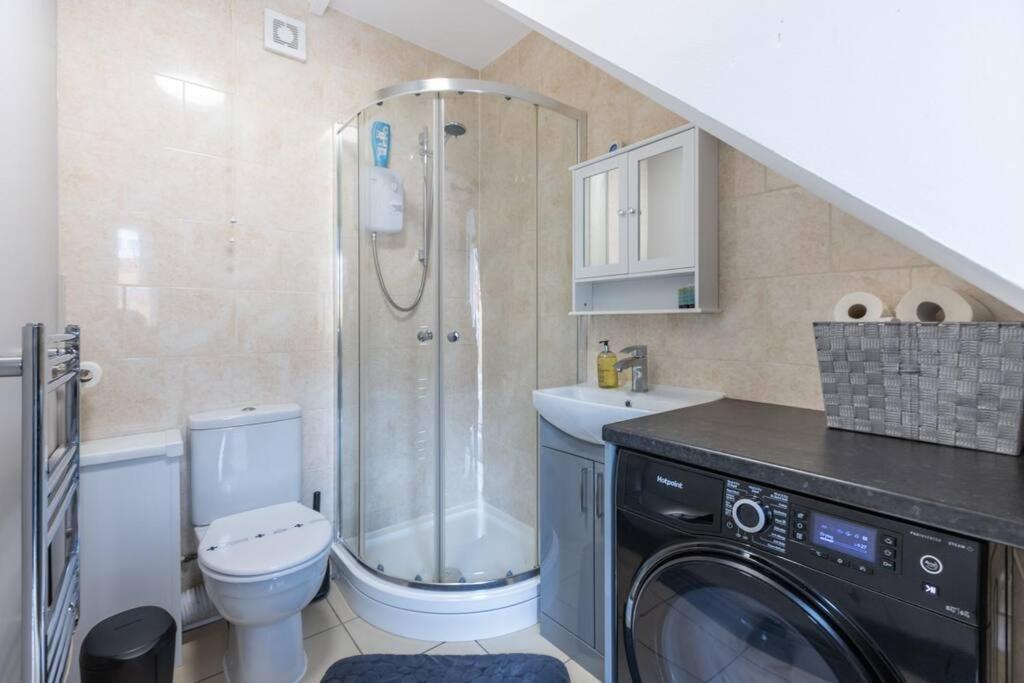 Rugby Coach House, Central Location, 5 Star Rating Buitenkant foto
