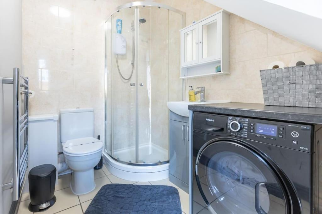 Rugby Coach House, Central Location, 5 Star Rating Buitenkant foto