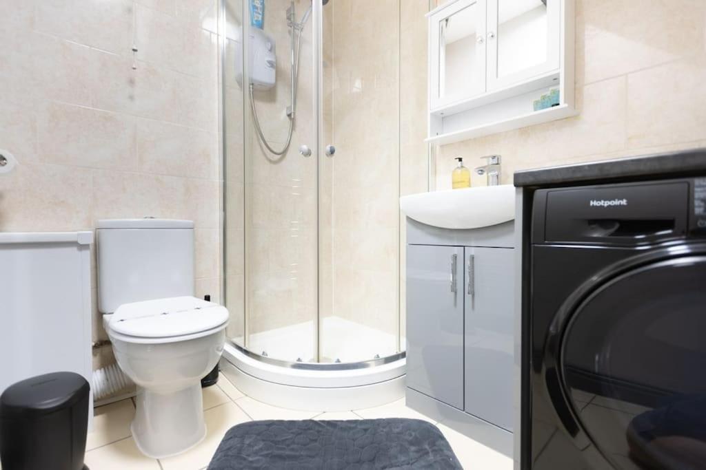 Rugby Coach House, Central Location, 5 Star Rating Buitenkant foto