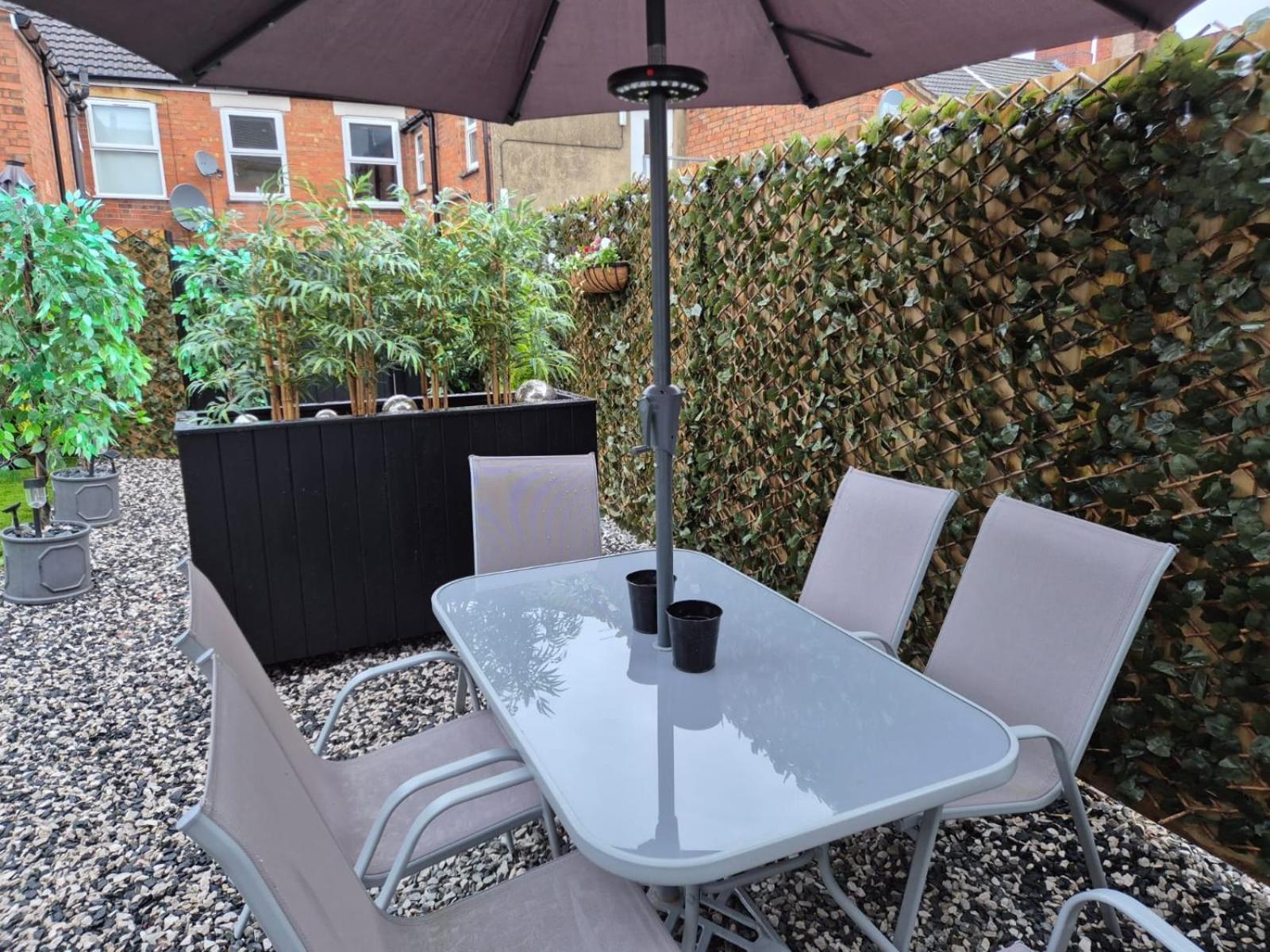 Rugby Coach House, Central Location, 5 Star Rating Buitenkant foto
